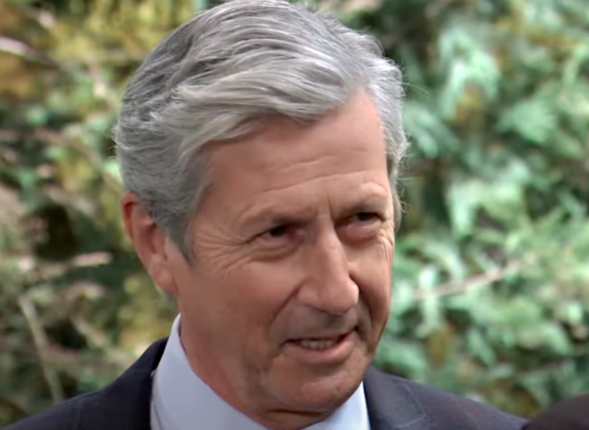 General Hospital Spoilers: Valentin Pulls Out All the Stops for His Lady Love at the Nurses’ Ball