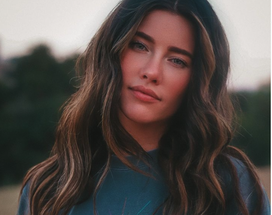 The Bold And The Beautiful Star Jacqueline Macinnes Woods Has Huge News