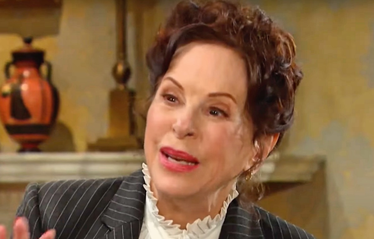Days of Our Lives Spoilers Next 2 Weeks: London Mystery, Greek Truth Quest & The Gift Of Family