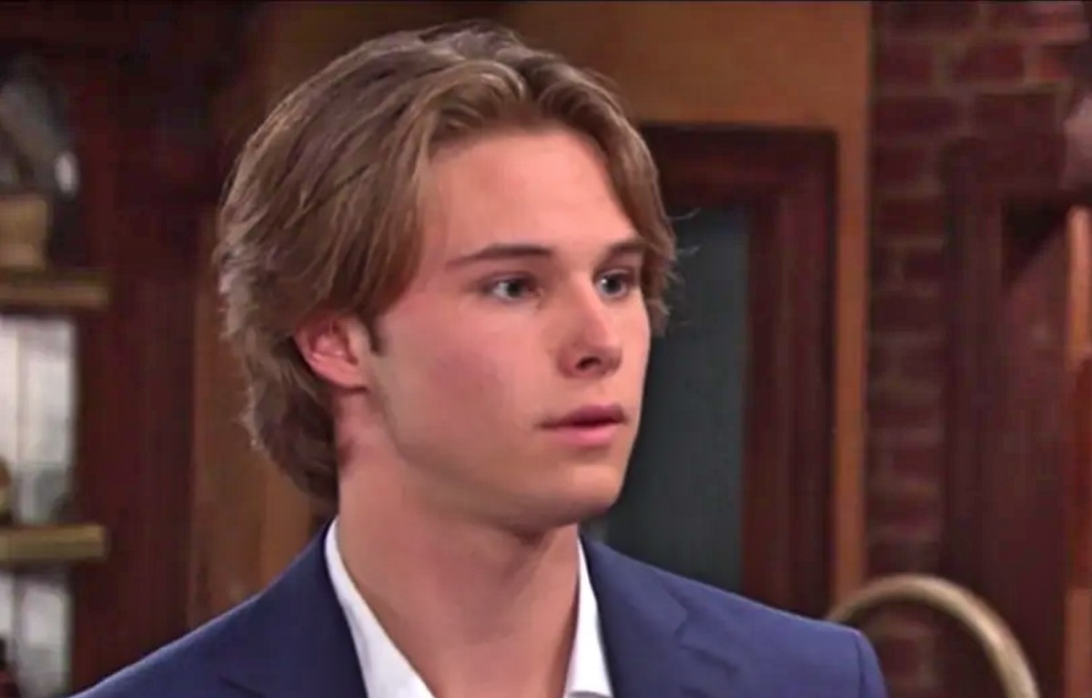 DOOL Spoilers Update Friday, December 22: Tate Blasts Parents, Xander And Sarah Bond, Stephanie’s Christmas Surprise