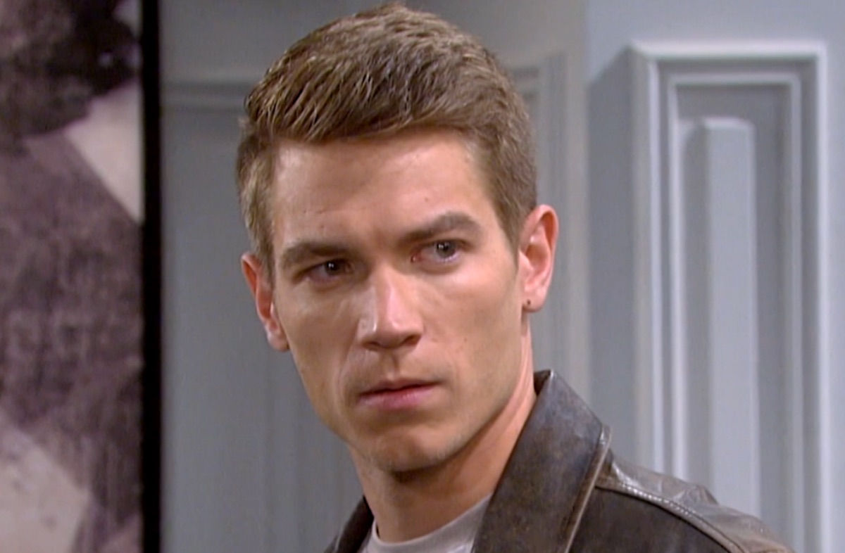 Days Of Our Lives Spoilers Monday, February 5: Abe And Paulina Reconnect, John Cornered, Stefan and Ava’s Mistake And More