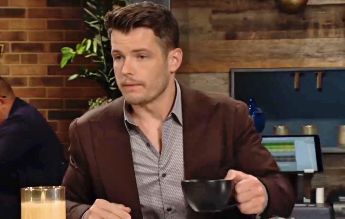 The Young and the Restless Spoilers: Summer’s Stalking, Follows Kyle & Claire To Paris?