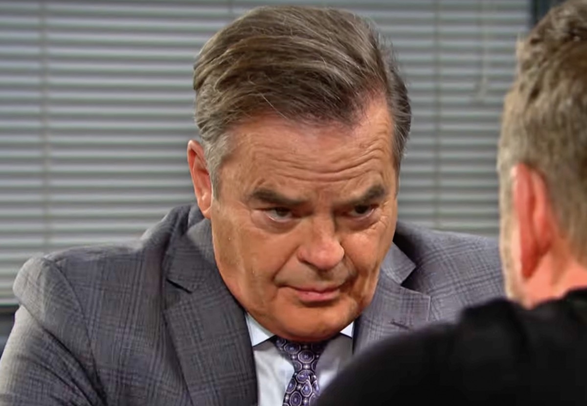 Days of Our Lives Spoilers Next 2 Weeks: Brady Arrested, Justin Spies, Kristen’s Secret, Abigail’s Explanation