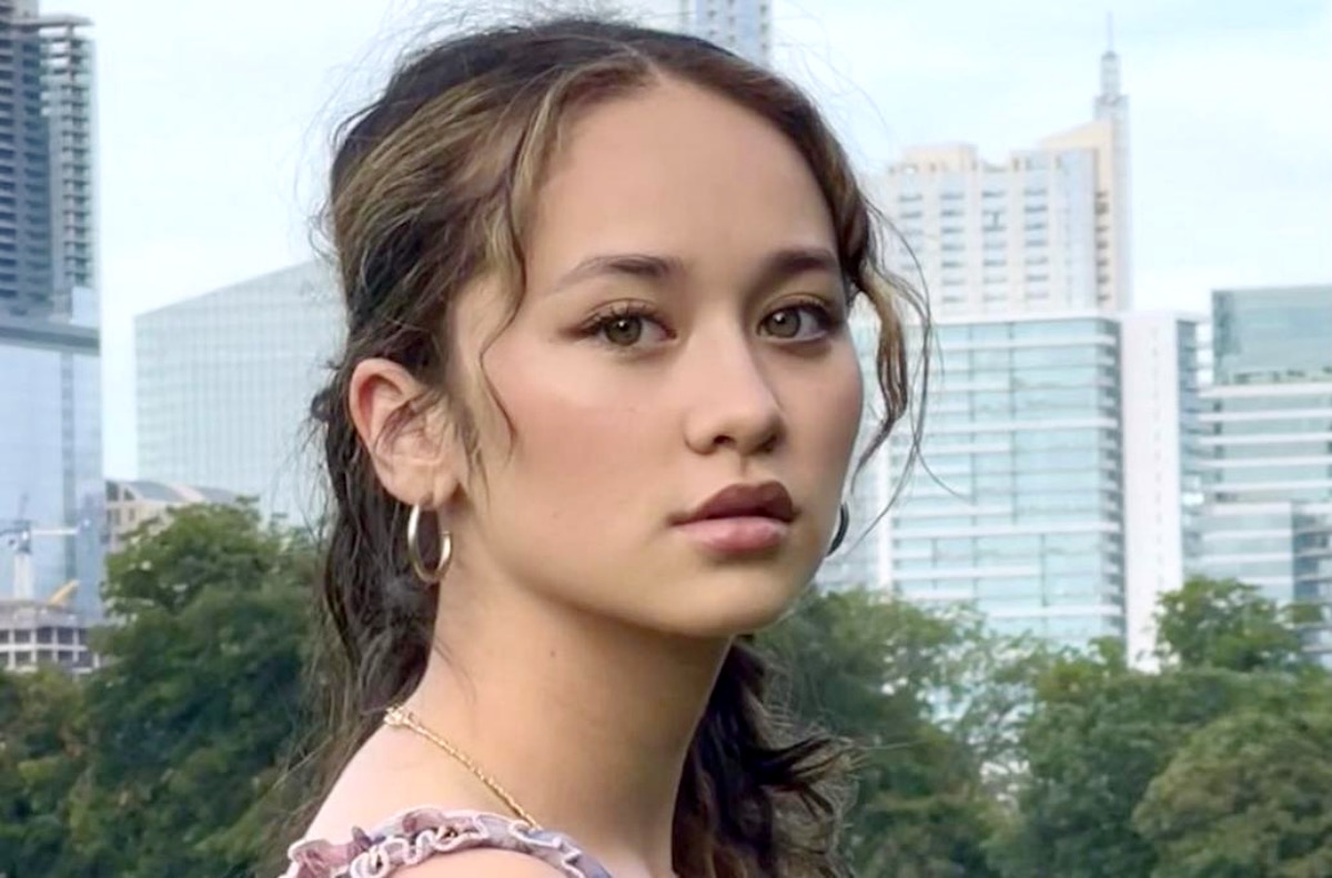 Days Of Our Lives Comings & Goings Nov 18-22: Young Love Takes Center Stage + Gearing Up For Major Returns