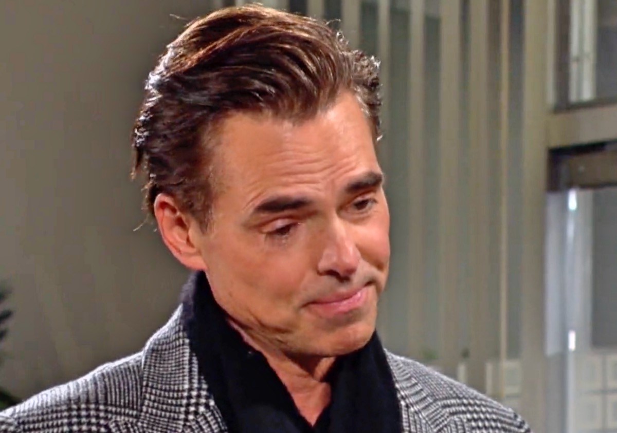 The Young And The Restless Spoilers Monday, March 9: Billy’s Mystery Text, Jack Has a Kiss for Patty, Phyllis Plays Hard to Get