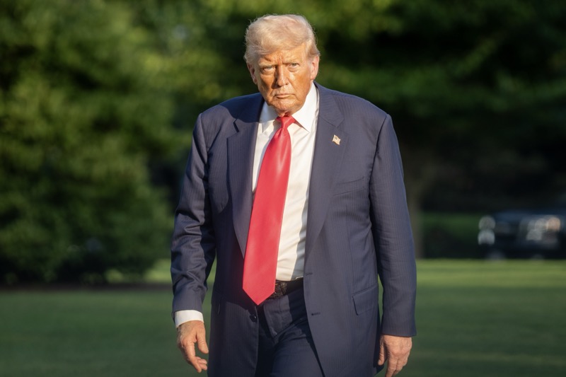 Donald Trump’s Anger At Melania Trump Is Getting Worse