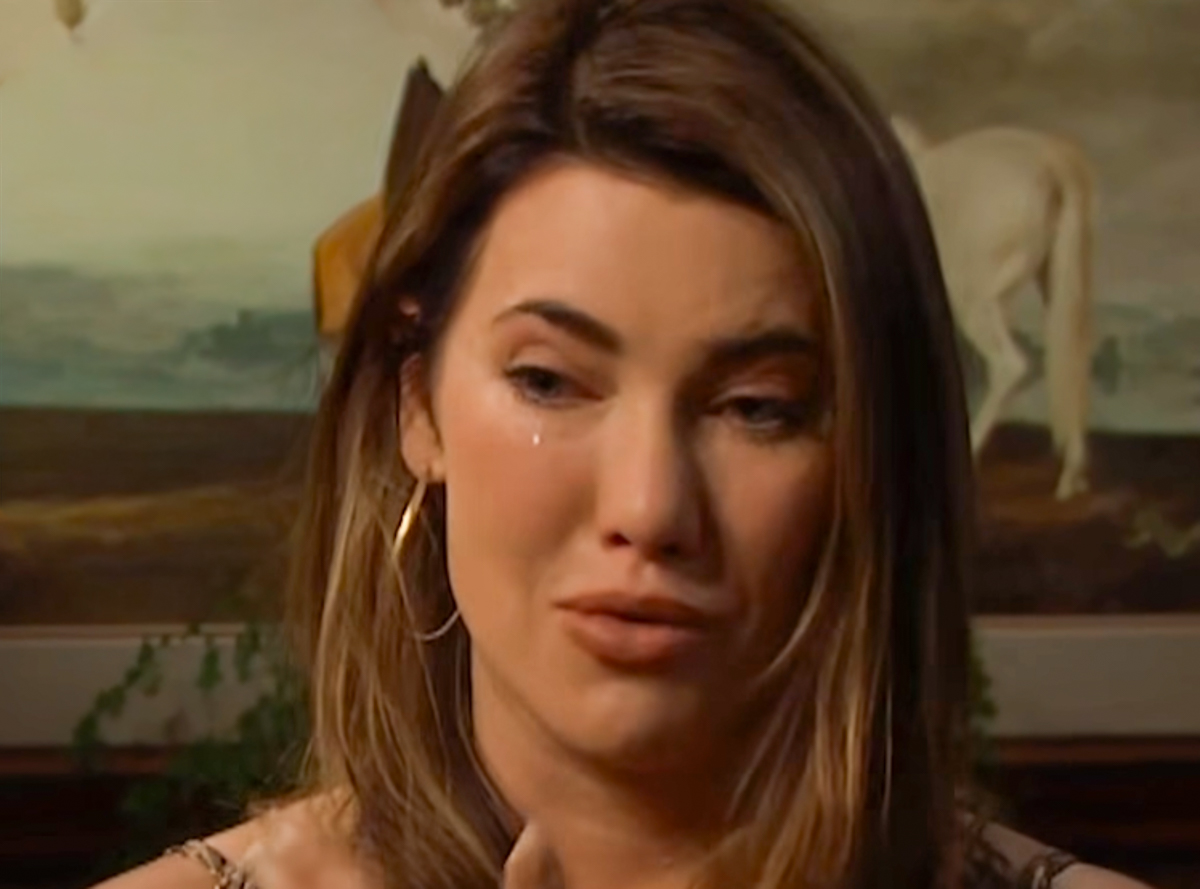 B&B Spoilers: Steffy And Carter Get A Little TOO Comfy? Alcohol Lubes The Wheels Of Love?